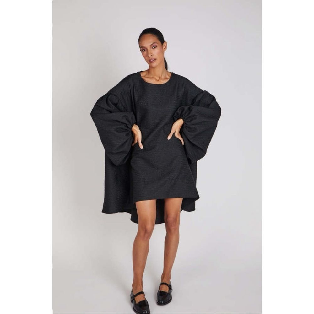 Intentionally Blank OS Ephanie Dramatic Puff Sleeve Mini Dress Black